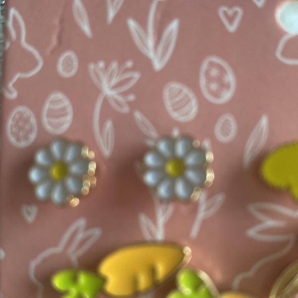 Spring Easter Earrings 6 Pairs post style, daisy, egg carrot, bunny heart flower - Picture 2 of 7